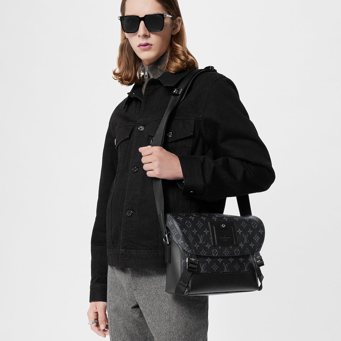 Sac Messenger PM Voyager - LV - Classic