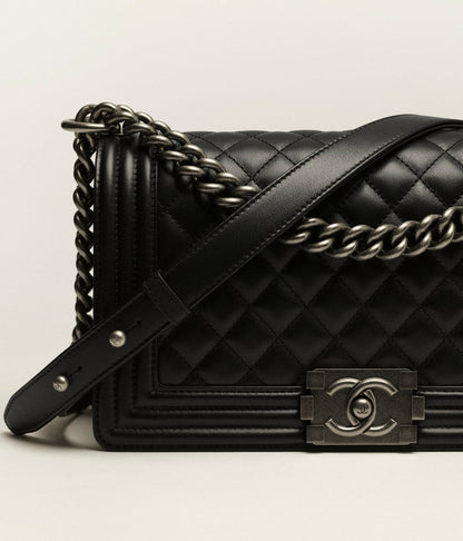 SAC BOY CHANEL NOIR