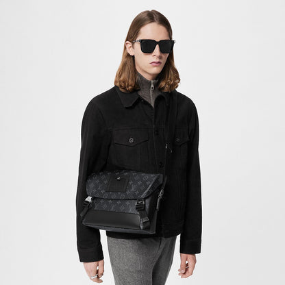 Sac Messenger Voyager PM - LV - Classic